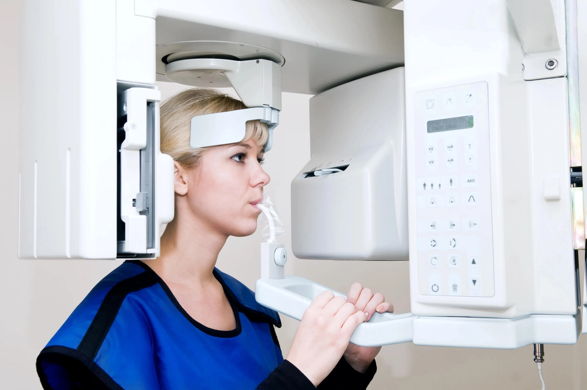 dentist clawson mi screening patient